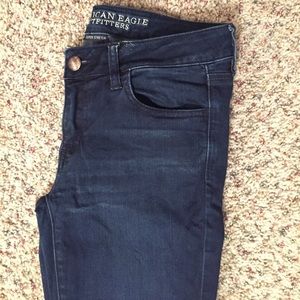 AEO Dark Wash Low Rise Jeggings